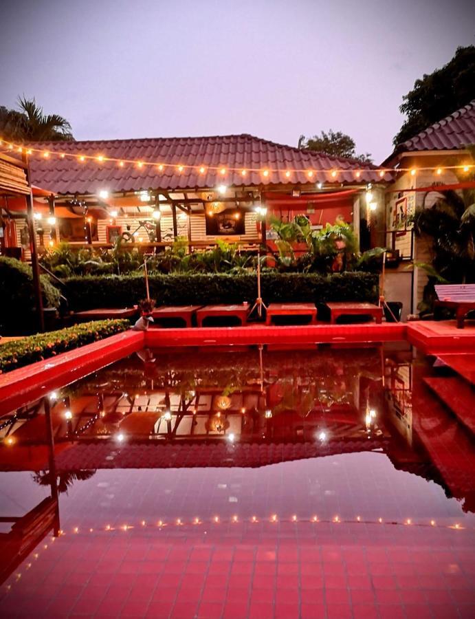 Red Moon Hideaway Hotel Koh Chang Exterior photo