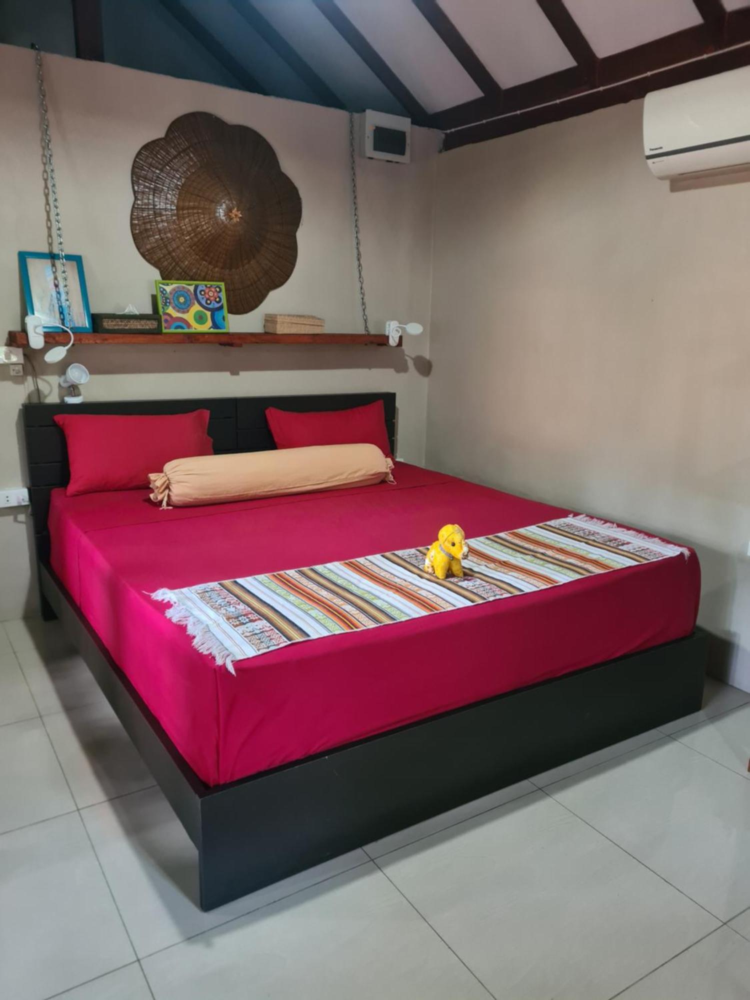 Red Moon Hideaway Hotel Koh Chang Exterior photo