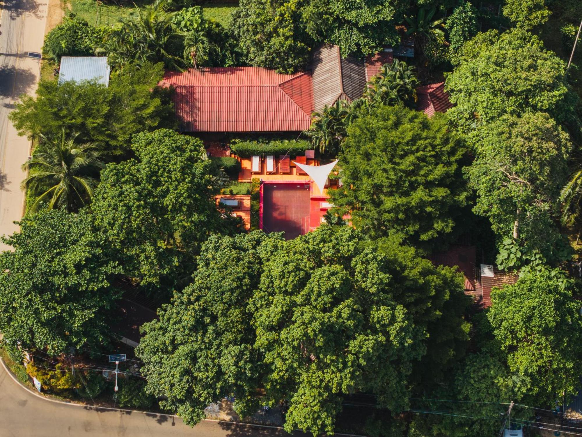 Red Moon Hideaway Hotel Koh Chang Exterior photo