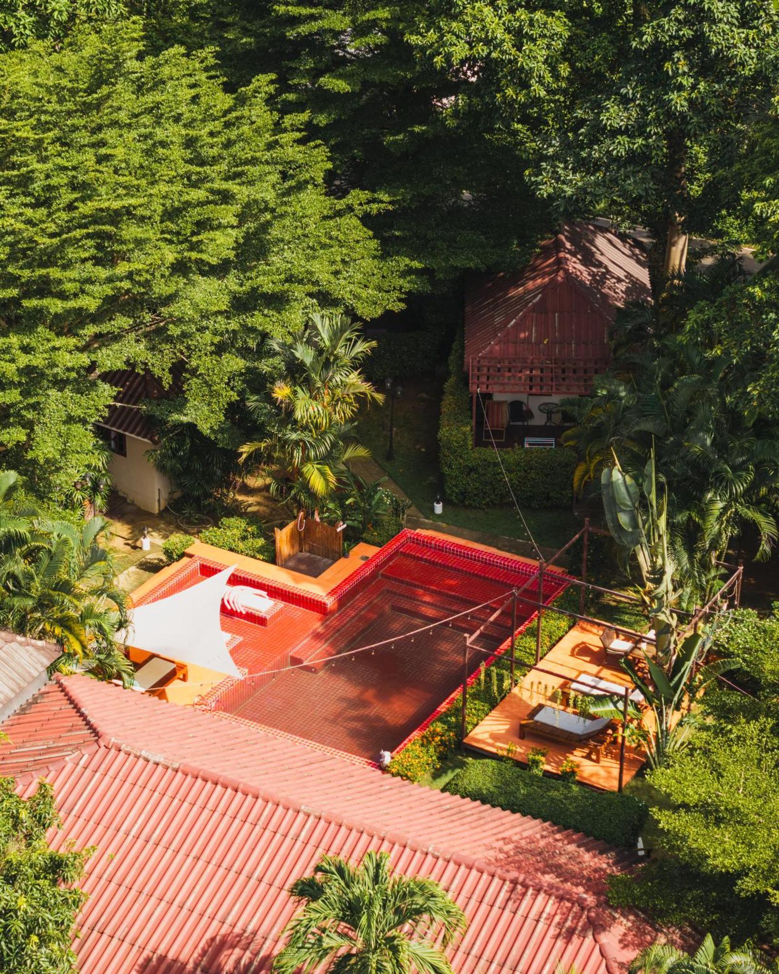 Red Moon Hideaway Hotel Koh Chang Exterior photo